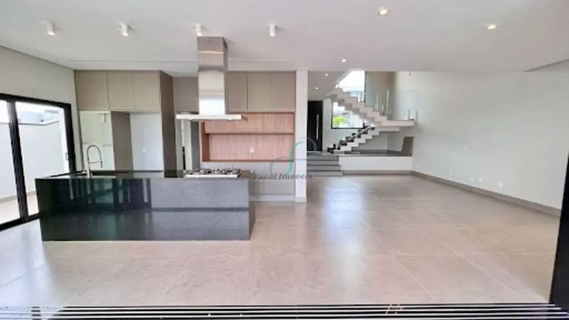 Foto 8 de Casa com 3 quartos à venda, 260m2 em Valinhos - SP
