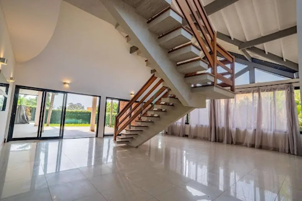 Foto 5 de Casa com 5 quartos à venda, 468m2 em Valinhos - SP