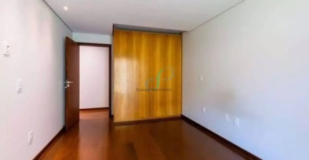 Foto 8 de Casa de Condomínio com 5 quartos à venda, 468m2 em Valinhos - SP