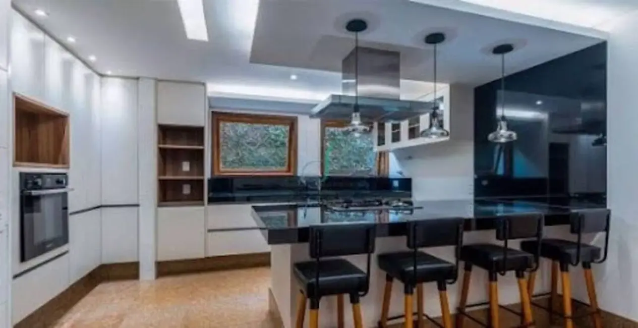 Foto 4 de Casa de Condomínio com 5 quartos à venda, 468m2 em Valinhos - SP