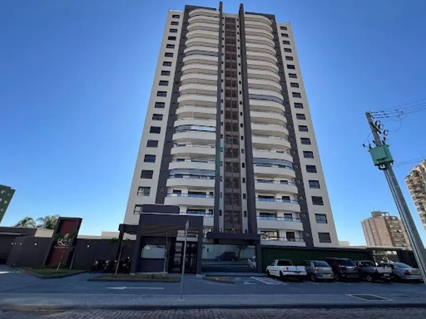 Foto 2 de Apartamento com 3 quartos à venda, 141m2 em Vila Clayton, Valinhos - SP