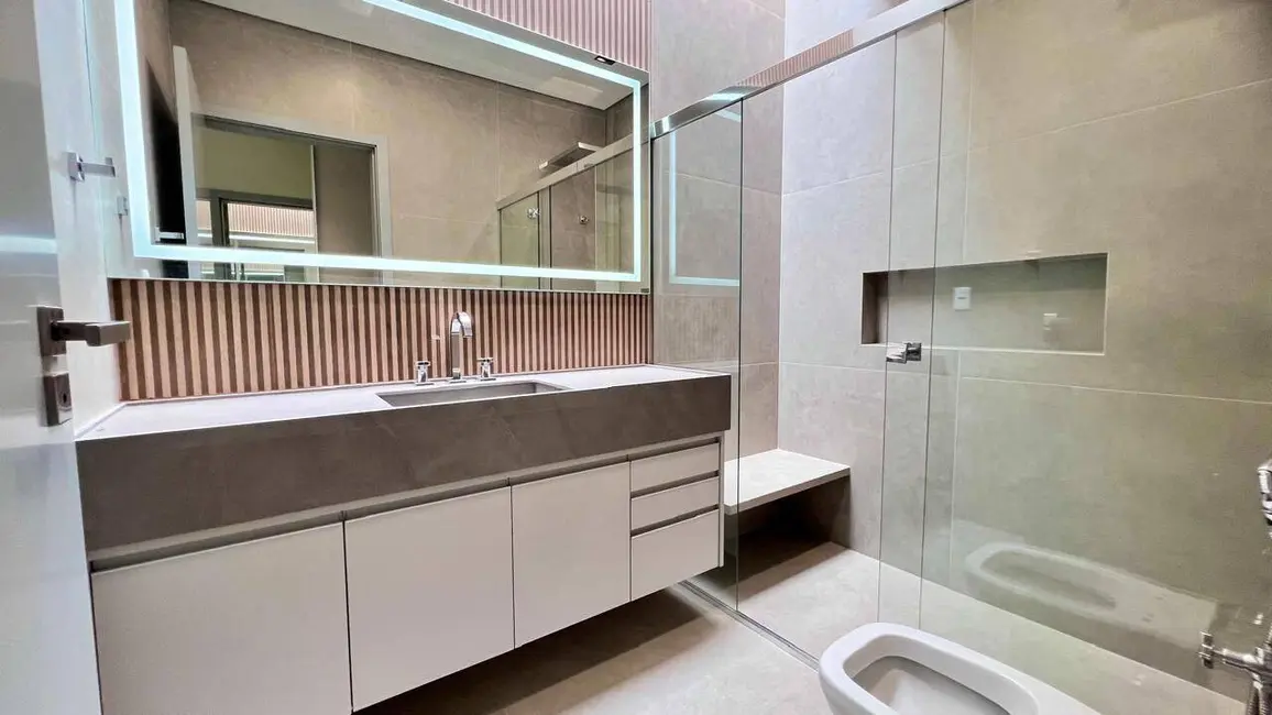 Foto 4 de Casa com 4 quartos à venda, 440m2 em Jaguariuna - SP