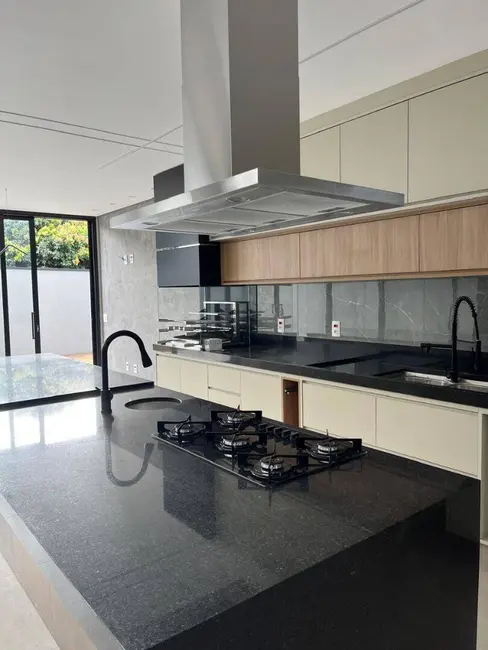 Foto 6 de Casa com 3 quartos à venda, 234m2 em Colina dos Pinheiros, Valinhos - SP