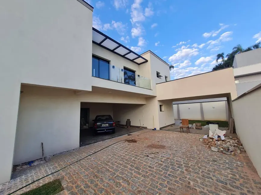 Foto 4 de Casa com 4 quartos à venda, 483m2 em Valinhos - SP