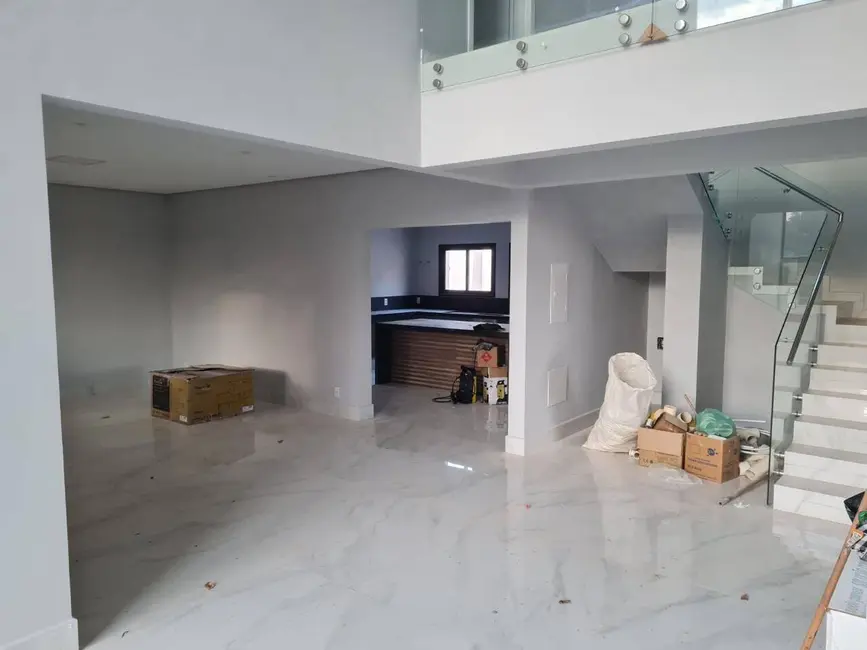 Foto 9 de Casa com 4 quartos à venda, 483m2 em Valinhos - SP