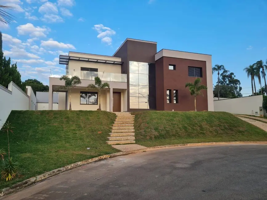 Foto 2 de Casa com 4 quartos à venda, 483m2 em Valinhos - SP
