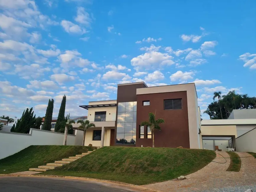 Foto 1 de Casa com 4 quartos à venda, 483m2 em Valinhos - SP