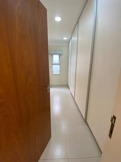 Foto 9 de Casa de Condomínio com 4 quartos à venda, 270m2 em Valinhos - SP