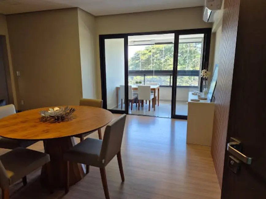 Foto 1 de Apartamento com 3 quartos à venda, 97m2 em Vila Clayton, Valinhos - SP