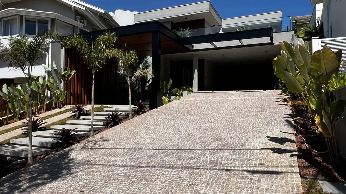 Foto 3 de Casa com 4 quartos à venda, 360m2 em Loteamento Residencial Fazenda São José,  - SP