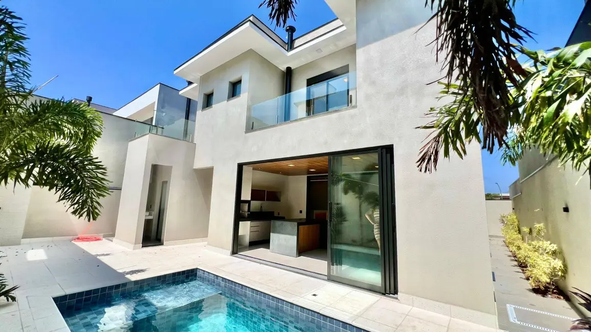 Casa com 3 quartos à venda, 310m2 em Valinhos - SP - imagem 1 Foto 1 de Casa com 3 quartos à venda, 310m2 em Valinhos - SP