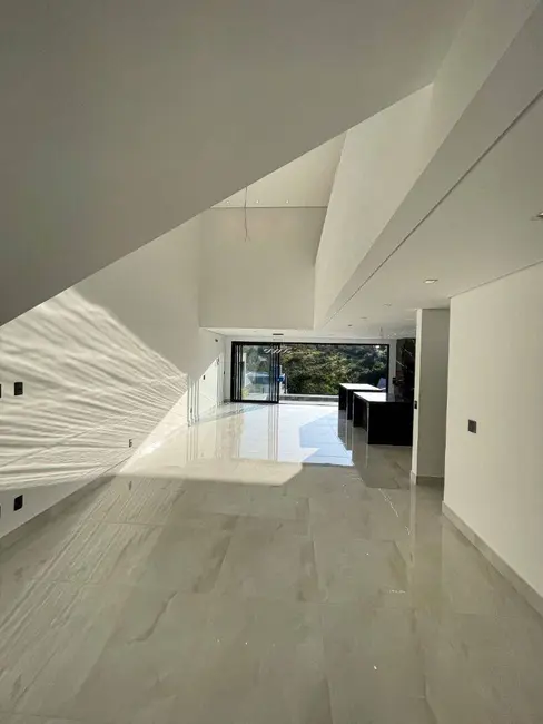 Casa com 3 quartos à venda, 230m2 em Vila Pagano, Valinhos - SP - imagem 5 Foto 5 de Casa com 3 quartos à venda, 230m2 em Vila Pagano, Valinhos - SP
