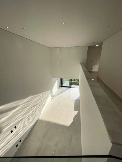 Casa com 3 quartos à venda, 230m2 em Vila Pagano, Valinhos - SP - imagem 6 Foto 6 de Casa com 3 quartos à venda, 230m2 em Vila Pagano, Valinhos - SP