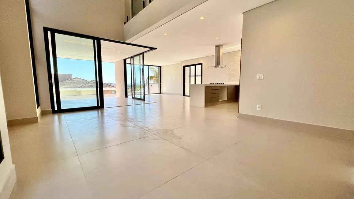 Casa de Condomínio com 4 quartos à venda, 319m2 em Valinhos - SP - imagem 7 Foto 7 de Casa de Condomínio com 4 quartos à venda, 319m2 em Valinhos - SP