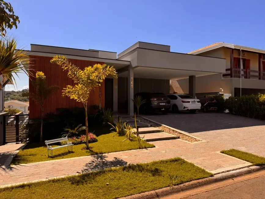 Foto 1 de Casa de Condomínio com 3 quartos à venda, 310m2 em Condomínio Residencial Terras do Caribe, Valinhos - SP
