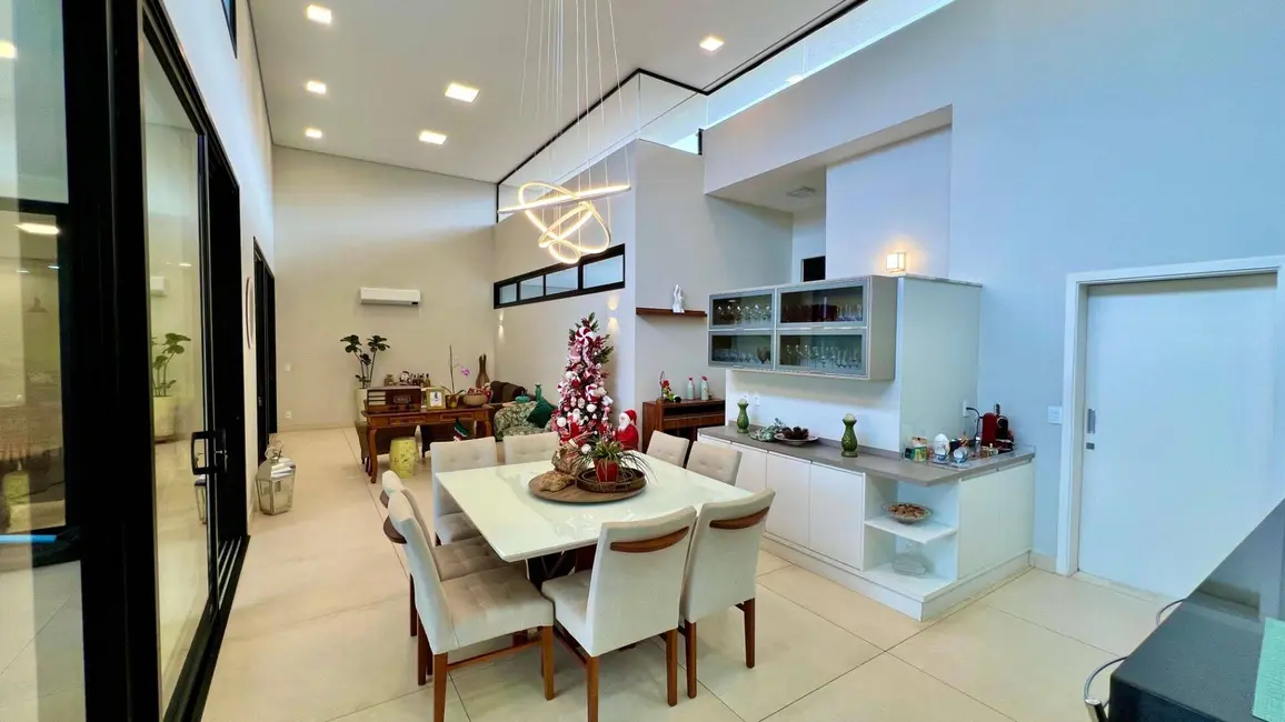 Foto 4 de Casa de Condomínio com 3 quartos à venda, 313m2 em Loteamento Porto Seguro Village, Valinhos - SP