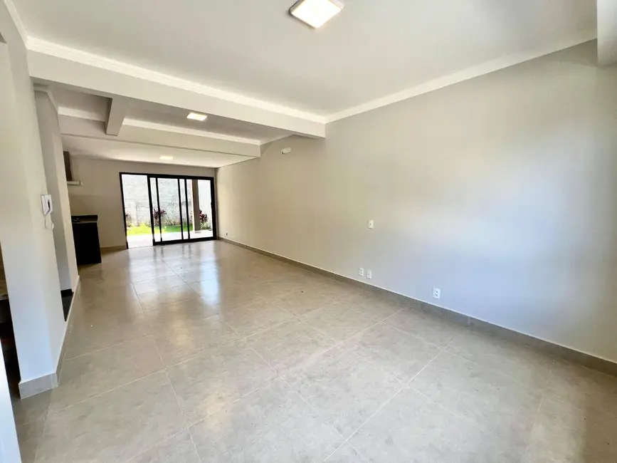 Foto 4 de Casa de Condomínio com 3 quartos à venda, 145m2 em Chácaras Silvania, Valinhos - SP
