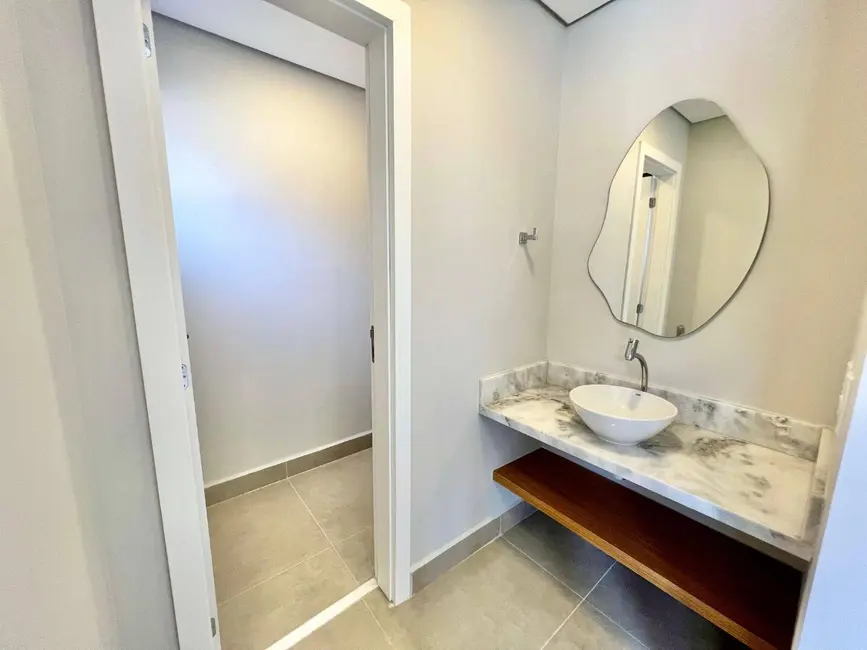 Foto 7 de Casa de Condomínio com 3 quartos à venda, 145m2 em Chácaras Silvania, Valinhos - SP