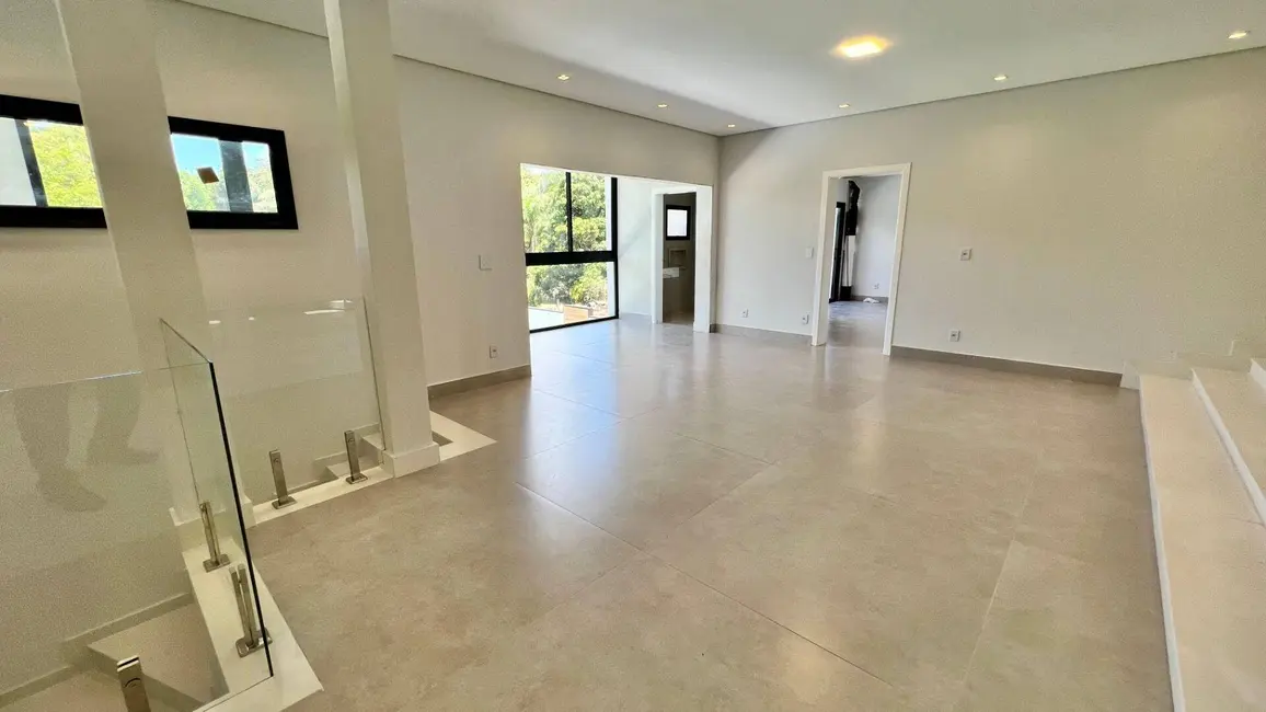 Casa de Condomínio com 5 quartos à venda, 760m2 em Vale do Itamaracá, Valinhos - SP - imagem 9 Foto 9 de Casa de Condomínio com 5 quartos à venda, 760m2 em Vale do Itamaracá, Valinhos - SP
