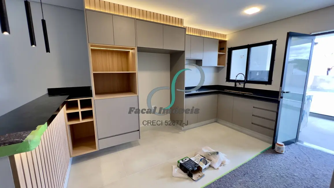 Foto 1 de Casa com 3 quartos à venda, 250m2 em Loteamento Residencial Santa Gertrudes, Valinhos - SP