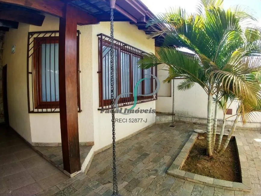 Foto 2 de Casa com 3 quartos à venda, 200m2 em Jardim Panorama, Valinhos - SP