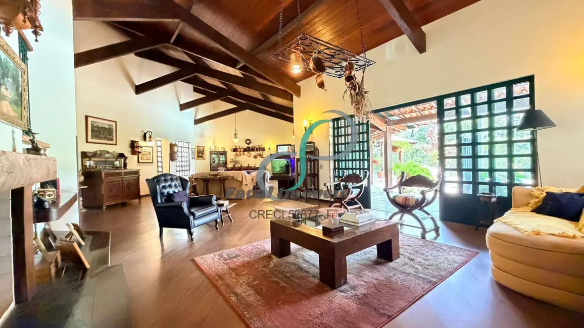 Foto 1 de Casa à venda, 600m2 em Espirito Santo Do Pinhal - SP