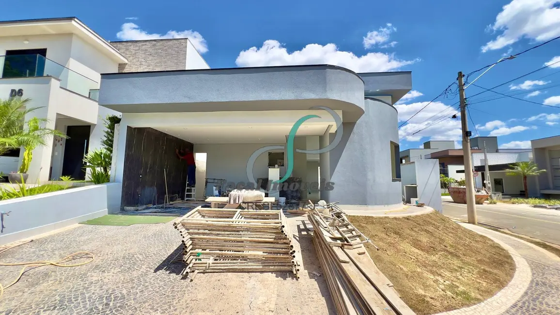 Foto 4 de Casa de Condomínio com 3 quartos à venda, 319m2 em Valinhos - SP