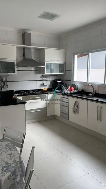 Foto 5 de Casa de Condomínio com 3 quartos à venda, 330m2 em Condomínio Residencial Terras do Oriente, Valinhos - SP