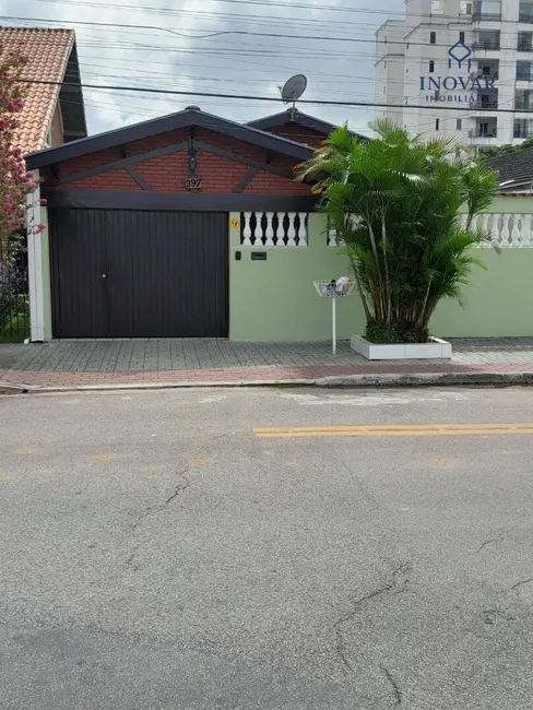 Casa com 3 quartos à venda, 197m2 em Sao Jose Dos Campos - SP - imagem 1 Foto 1 de Casa com 3 quartos à venda, 197m2 em Sao Jose Dos Campos - SP