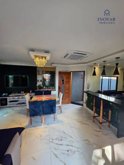 Foto 6 de Casa com 3 quartos à venda, 200m2 em Sao Jose Dos Campos - SP