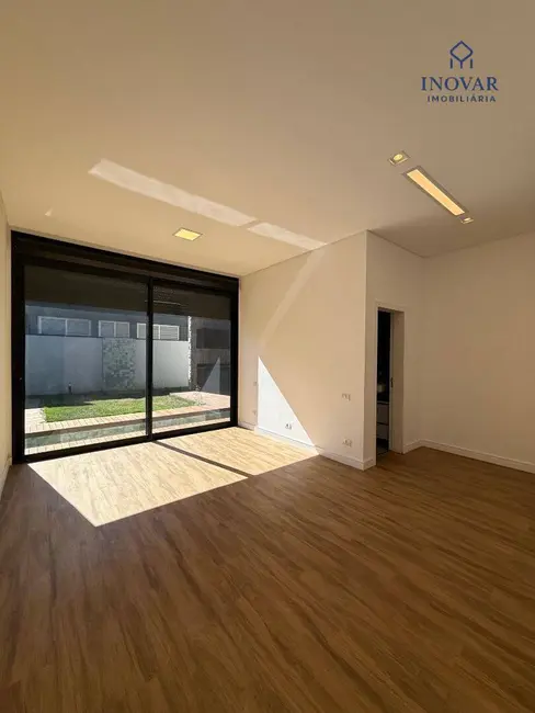 Casa com 4 quartos à venda, 329m2 em Sao Jose Dos Campos - SP - imagem 9 Foto 9 de Casa com 4 quartos à venda, 329m2 em Sao Jose Dos Campos - SP