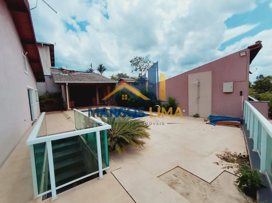 Foto 7 de Casa com 4 quartos para alugar, 300m2 em Mairipora - SP