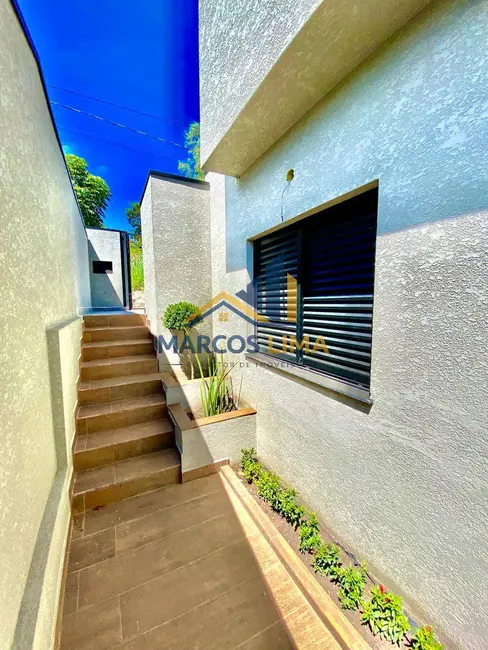 Casa com 3 quartos à venda, 125m2 em Vila Santa Helena, Atibaia - SP - imagem 6 Foto 6 de Casa com 3 quartos à venda, 125m2 em Vila Santa Helena, Atibaia - SP