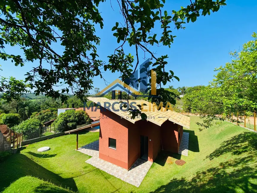 Foto 2 de Chácara com 3 quartos à venda, 1066m2 em Estância San Remo, Atibaia - SP