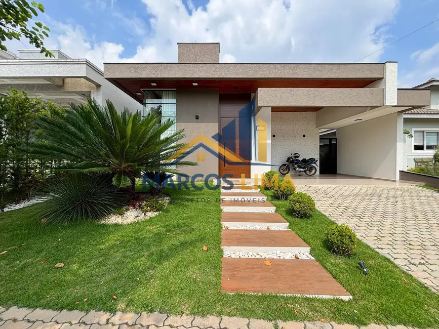 Foto 2 de Casa de Condomínio com 3 quartos à venda, 300m2 em Atibaia - SP