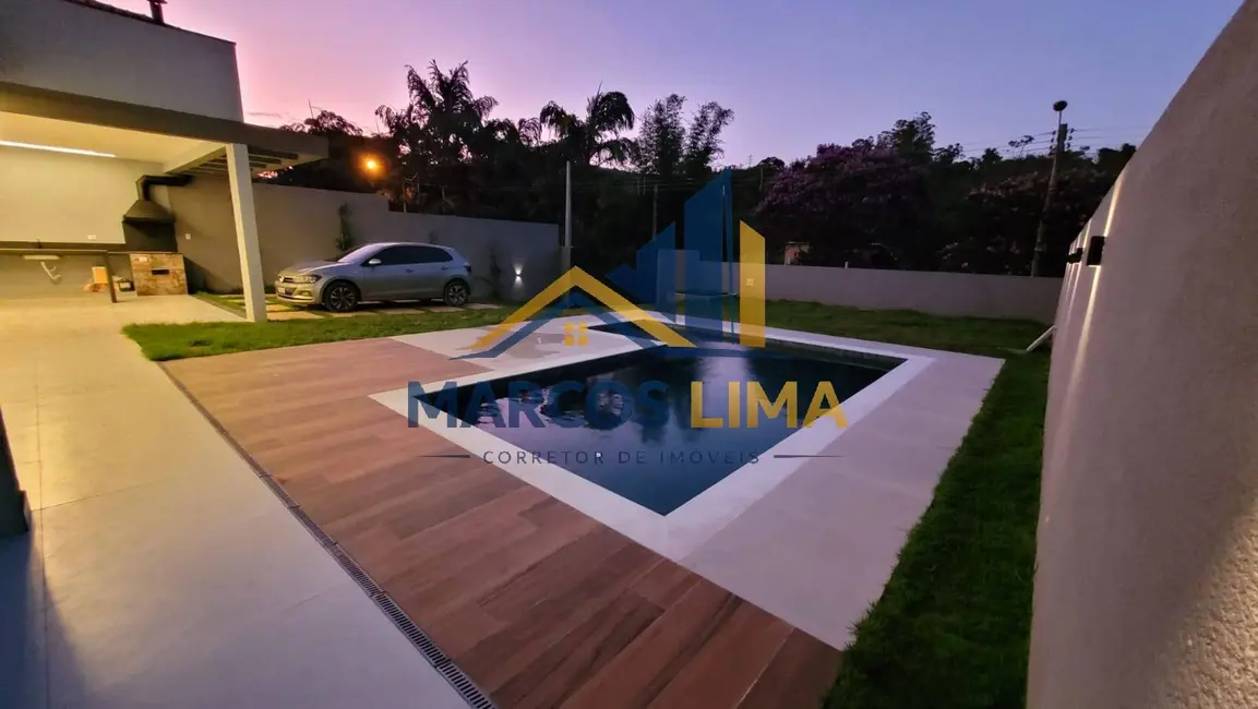 Foto 2 de Casa com 3 quartos à venda, 420m2 em Rosário, Atibaia - SP