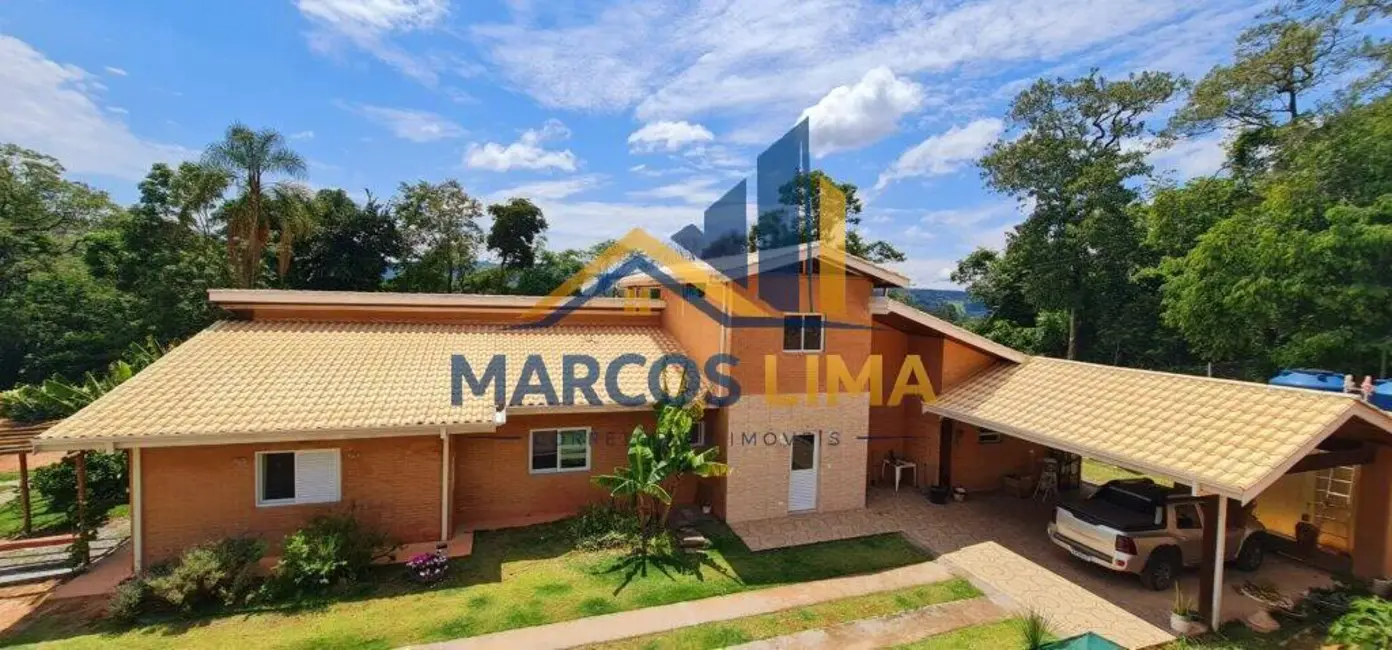 Chácara com 3 quartos à venda, 4200m2 em Portão, Atibaia - SP - imagem 2 Foto 2 de Chácara com 3 quartos à venda, 4200m2 em Portão, Atibaia - SP