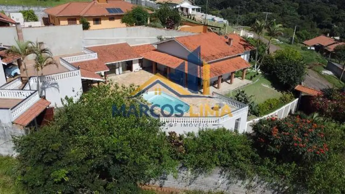 Foto 2 de Chácara com 6 quartos à venda, 1390m2 em Piracaia - SP
