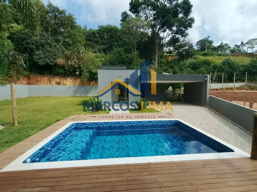 Chácara com 3 quartos à venda, 600m2 em Portão, Atibaia - SP - imagem 4 Foto 4 de Chácara com 3 quartos à venda, 600m2 em Portão, Atibaia - SP