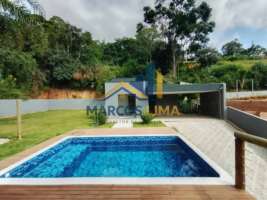 Chácara com 3 quartos à venda, 600m2 em Portão, Atibaia - SP - imagem 1 Foto 1 de Chácara com 3 quartos à venda, 600m2 em Portão, Atibaia - SP