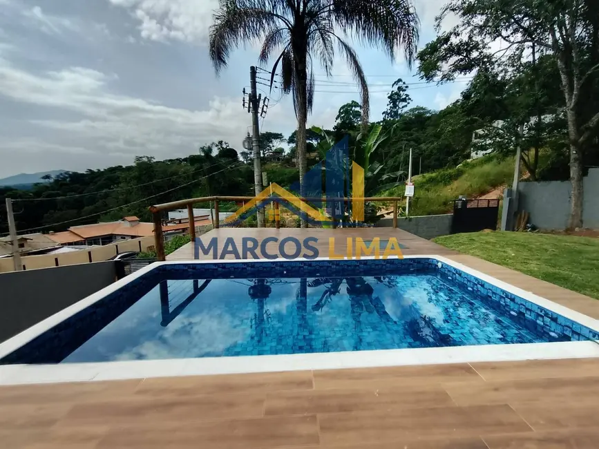 Chácara com 3 quartos à venda, 600m2 em Portão, Atibaia - SP - imagem 8 Foto 8 de Chácara com 3 quartos à venda, 600m2 em Portão, Atibaia - SP