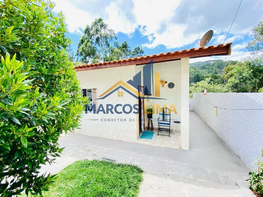 Foto 1 de Casa com 2 quartos à venda, 250m2 em Mairipora - SP