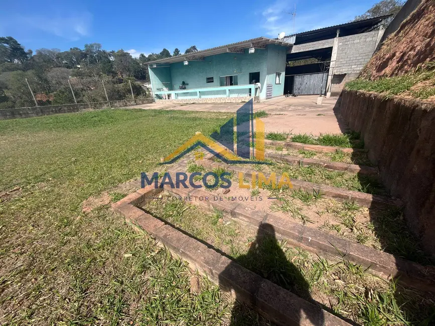 Chácara com 1 quarto à venda, 2500m2 em Portão, Atibaia - SP - imagem 3 Foto 3 de Chácara com 1 quarto à venda, 2500m2 em Portão, Atibaia - SP