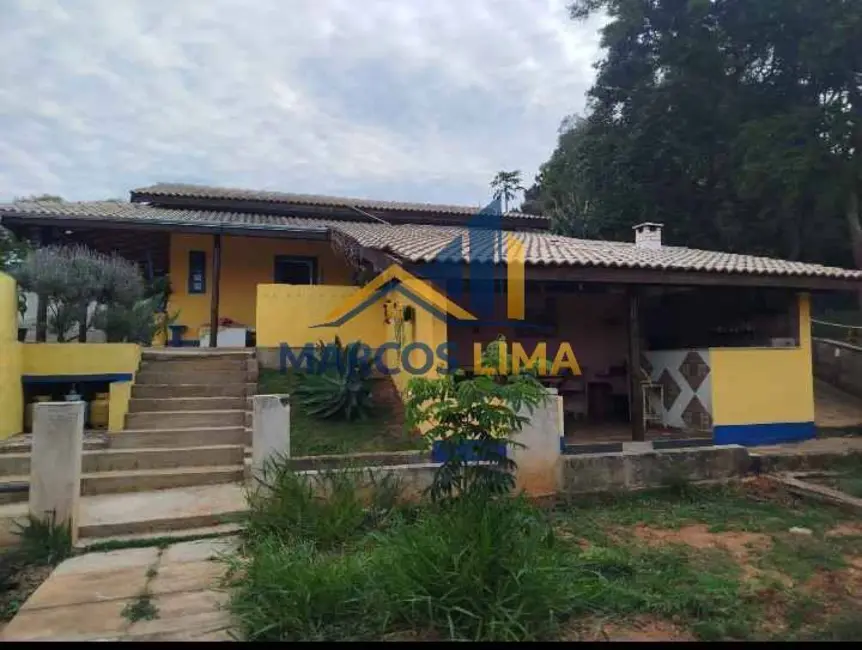 Foto 4 de Chácara com 2 quartos à venda, 832m2 em Atibaia - SP