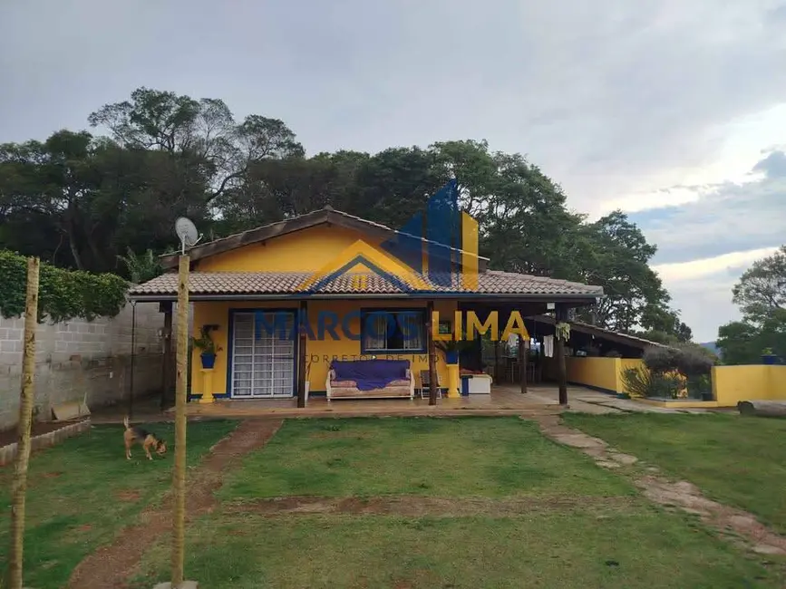 Foto 3 de Chácara com 2 quartos à venda, 832m2 em Atibaia - SP