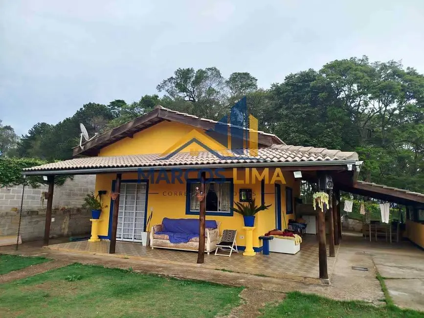 Foto 2 de Chácara com 2 quartos à venda, 832m2 em Atibaia - SP