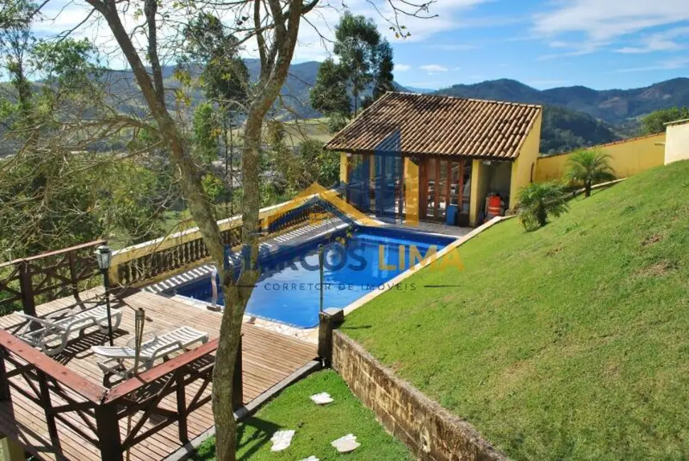 Chácara com 3 quartos à venda, 577m2 em Piracaia - SP - imagem 8 Foto 8 de Chácara com 3 quartos à venda, 577m2 em Piracaia - SP