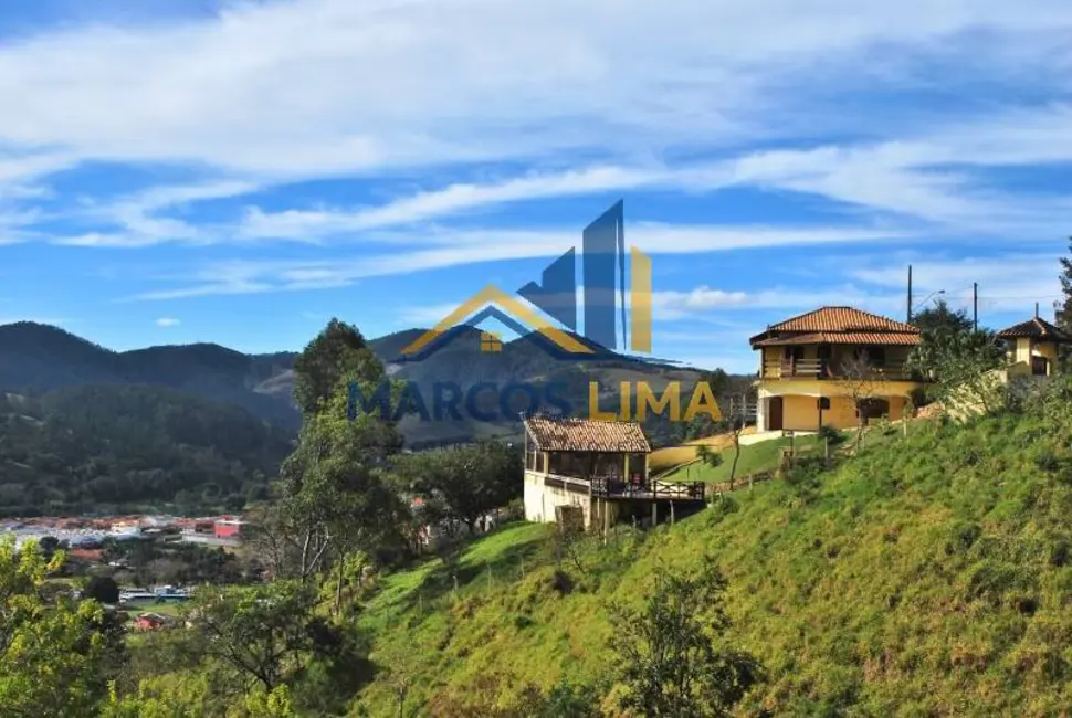 Chácara com 3 quartos à venda, 577m2 em Piracaia - SP - imagem 1 Foto 1 de Chácara com 3 quartos à venda, 577m2 em Piracaia - SP