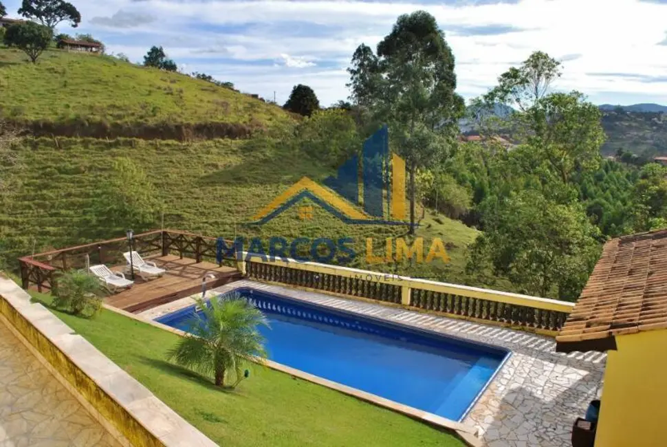 Chácara com 3 quartos à venda, 577m2 em Piracaia - SP - imagem 9 Foto 9 de Chácara com 3 quartos à venda, 577m2 em Piracaia - SP