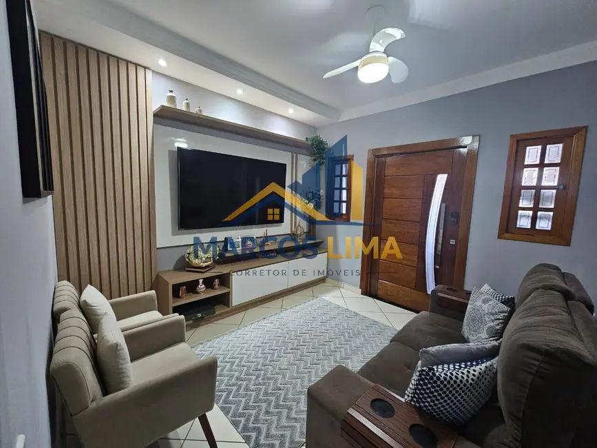 Foto 2 de Casa com 2 quartos à venda, 132m2 em Jardim Imperial, Atibaia - SP